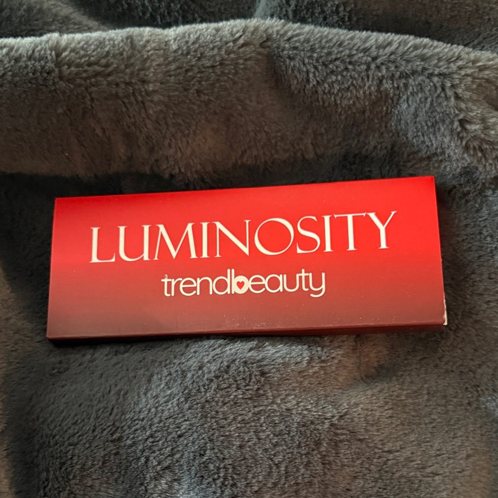 Trend Beauty Luminosity Palette